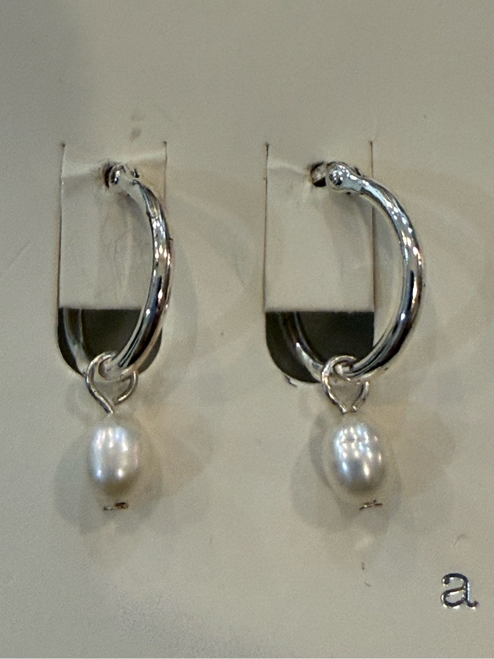 Silver Hoop Earrings with White freshwater Pearl Drop